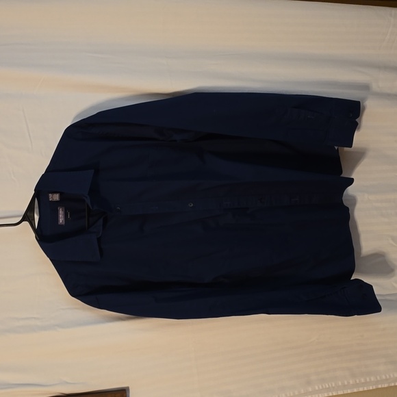 Van Heusen, button down, long sleeved, shirt - Picture 1 of 5